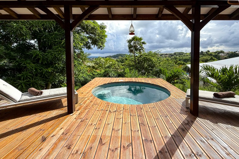 Superbe bungalow du vauclinsalon martinique